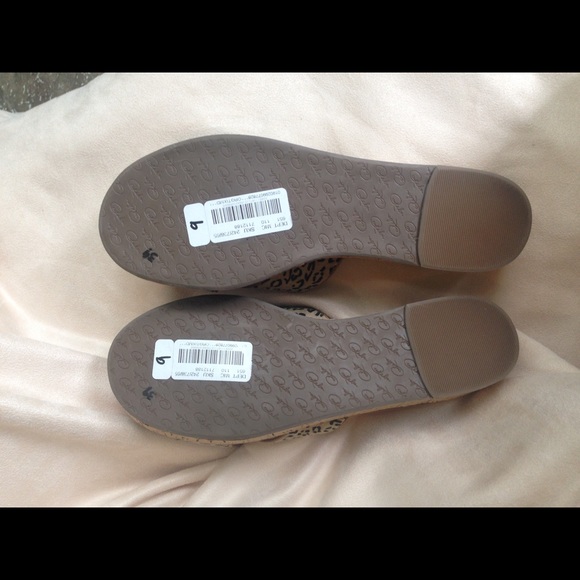 NWT Reba Suede Leopard Cork Wedges - Picture 3 of 8